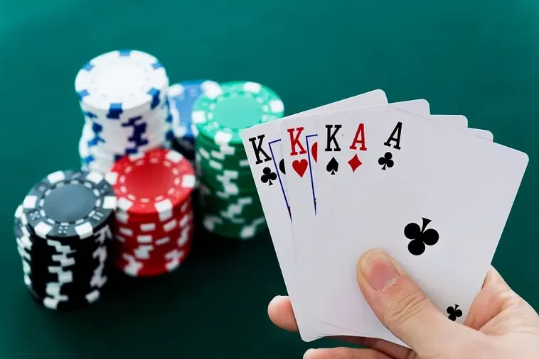 Trò Chơi Poker Tại MOTO88: Bí Quyết Để Thành Công 2 Trò Chơi Poker Tại MOTO88: Bí Quyết Để Thành Công